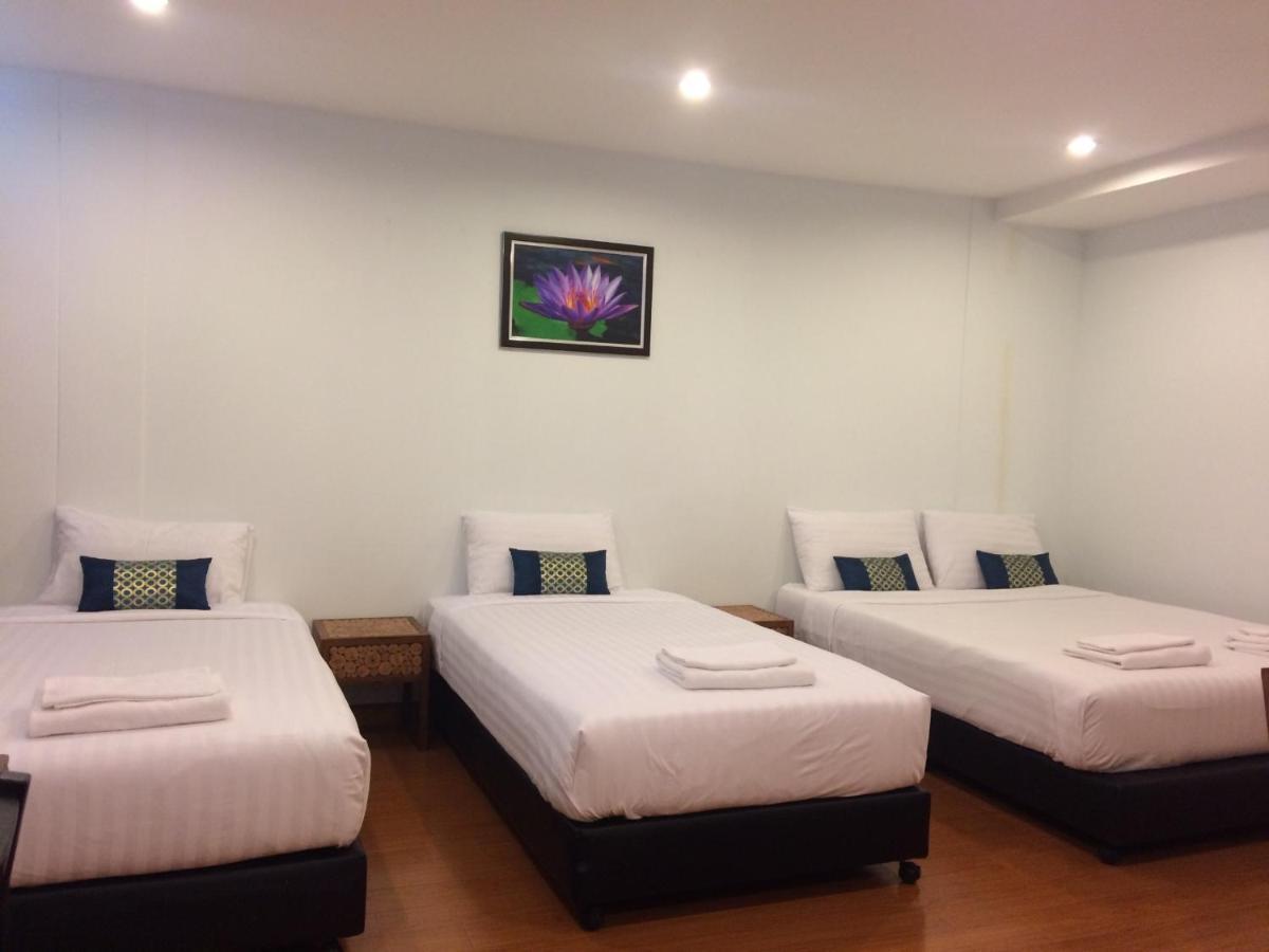Double Dd House At Mrt Sutthisarn Bangkok Exteriör bild