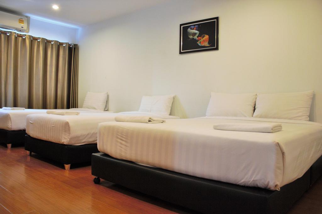 Double Dd House At Mrt Sutthisarn Bangkok Exteriör bild