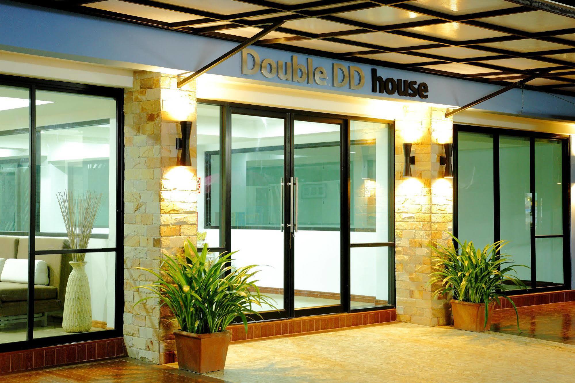 Double Dd House At Mrt Sutthisarn Bangkok Exteriör bild
